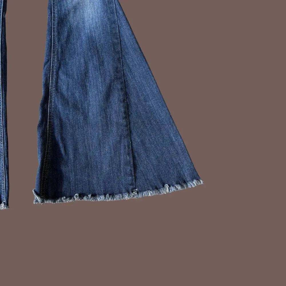 Ariat Flare Jeans | Chimayo Print, Dark Wash | Size 25R | Vintage - Picture 3 of 5
